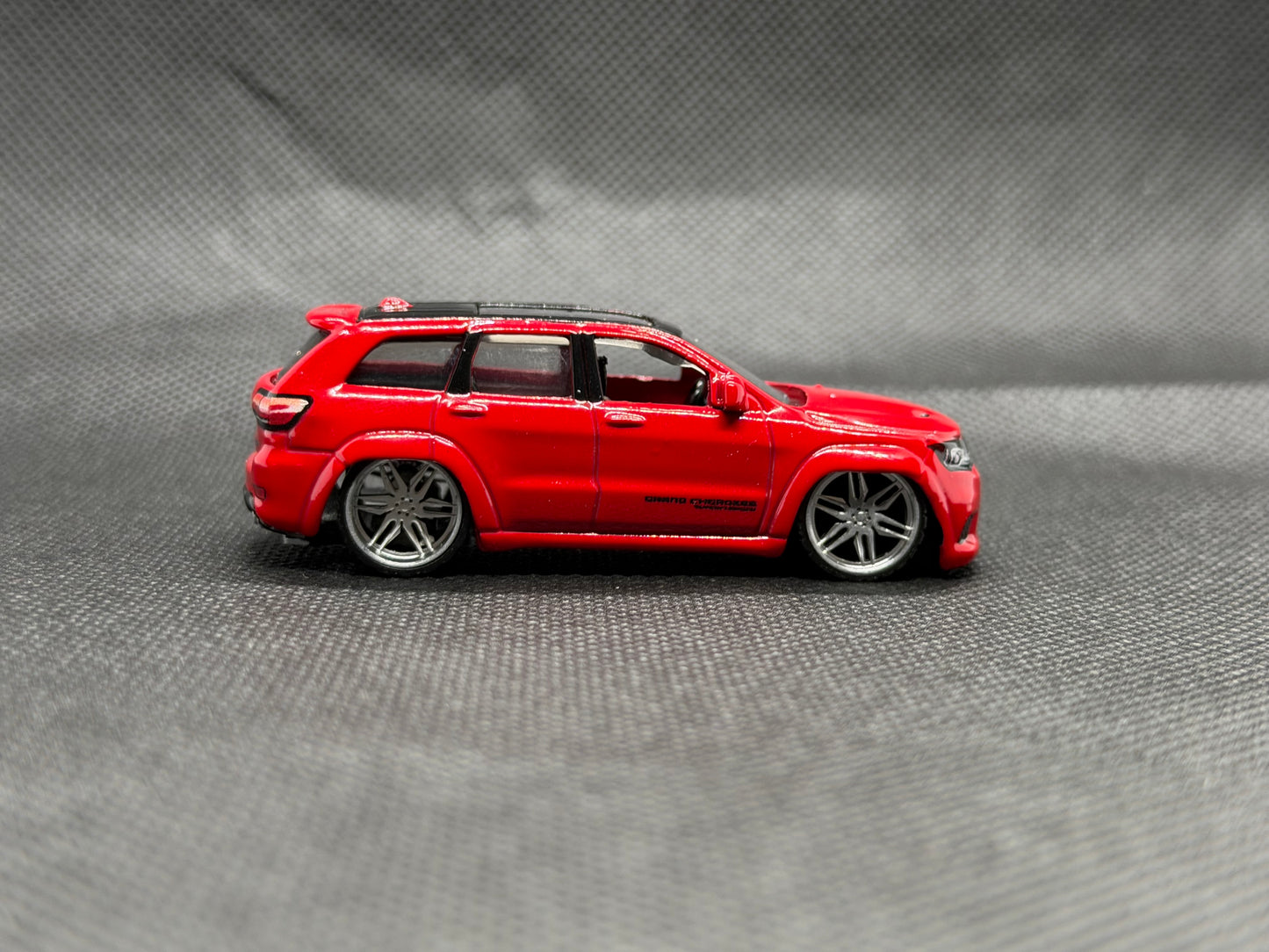 Custom 2019 Jeep Grand Cherokee Trackhawk